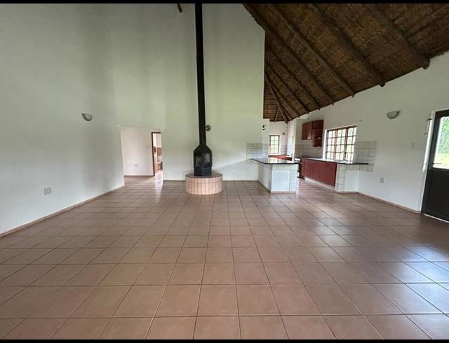 3 BEDROOM PROPERTY TO RENT IN MNANDI
